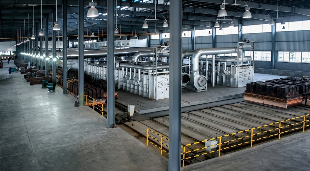 Tunnel kiln production equipment in the CH Refractories production plant